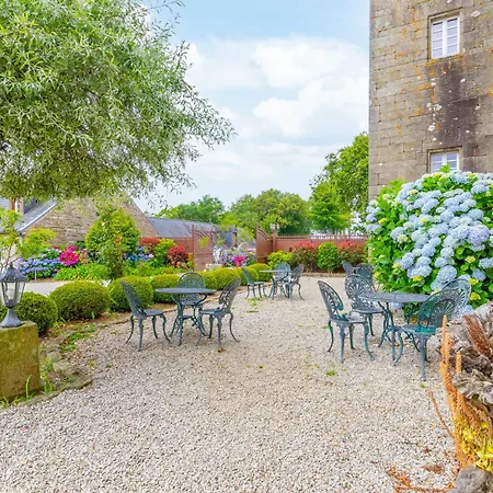 Manoir De Moellien, The Originals Relais Отель